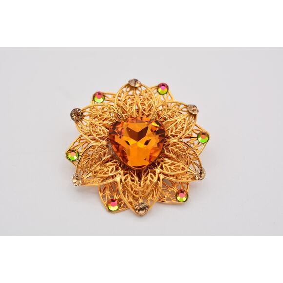 Vintage Crystal Flower Pin Brooch Watermelon Rhinestone Gold Tone Filigree BinAT - Picture 1 of 12